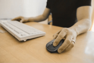 left-handed mouse use